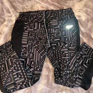 Nike Dri-Fit cropped running leggings